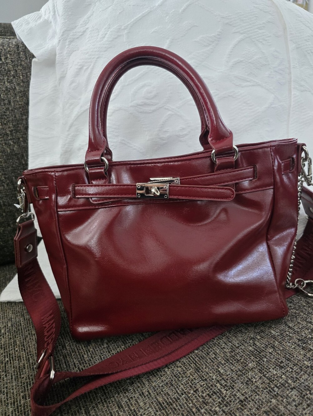Women's Burgundy Leather Tote Bag with Detachable Strap